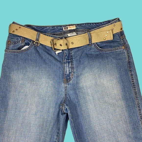 Vintage Faded Glory Denim Capris - Picture 2 of 4